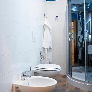 Camera standard con letto king size